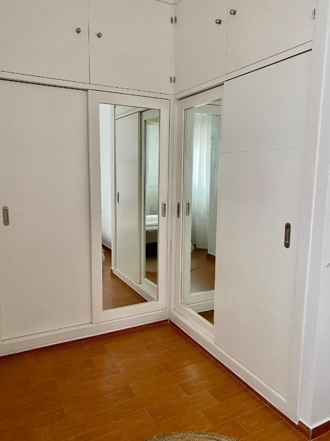 El Reloj Del Viajero Apartment เซบีญา ภายนอก รูปภาพ